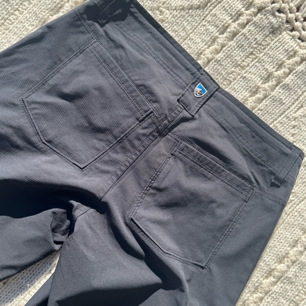 Kuhl Women’s Horizon Convertible Hiking Pants, Dark Charcoal Grey, Size 4 - Picture 6 of 9